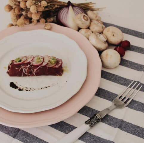 Canelón de carpaccio y verduras