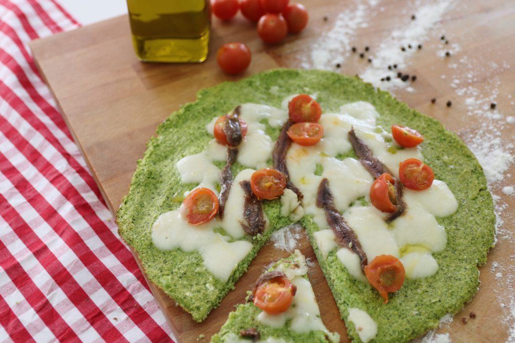 Pizza con base de brocoli