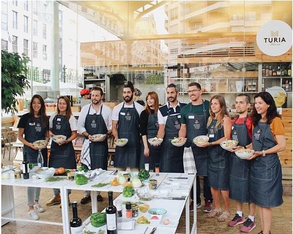 Deportistas taller nutrición