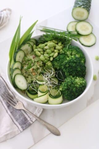 Ingredientes ensalada de verduras muy verde nutricionista
