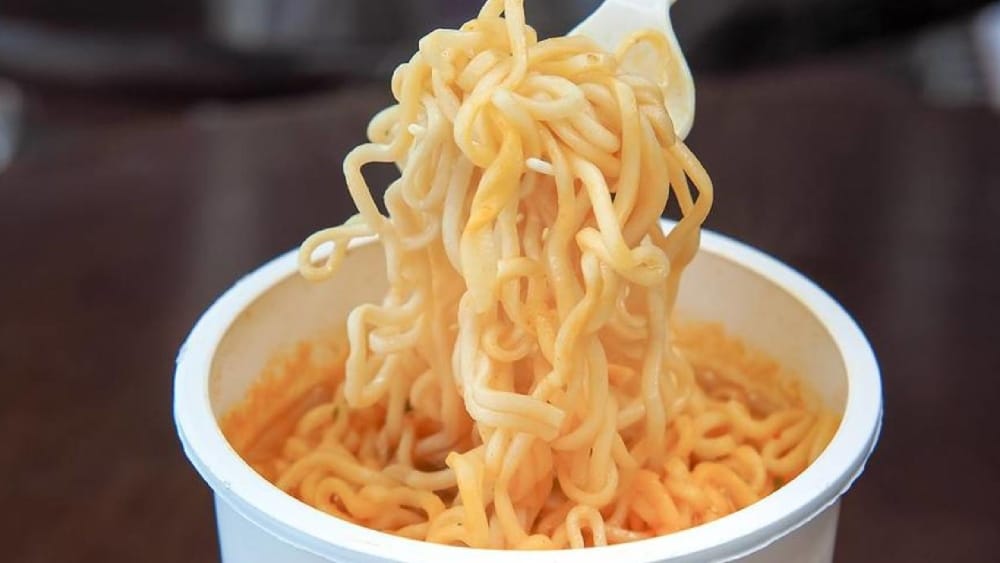 Sopa precocinada Alimentos que parecen saludables y no lo son